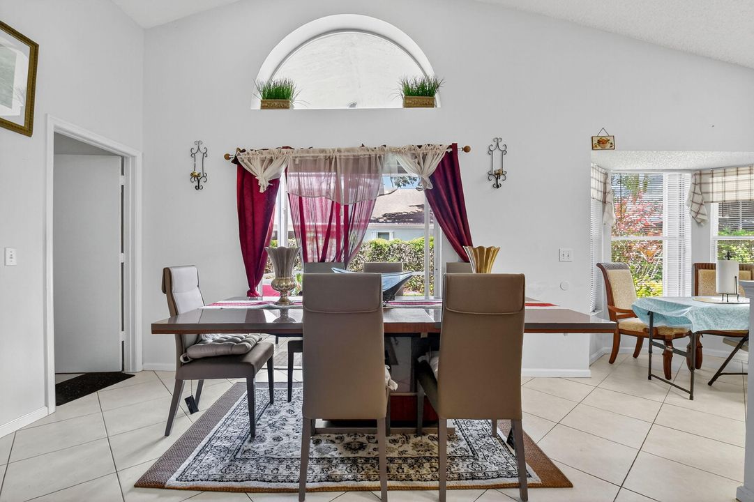 For Sale: $416,000 (3 beds, 2 baths, 1221 Square Feet)