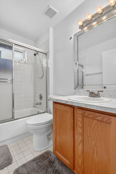 For Sale: $416,000 (3 beds, 2 baths, 1221 Square Feet)