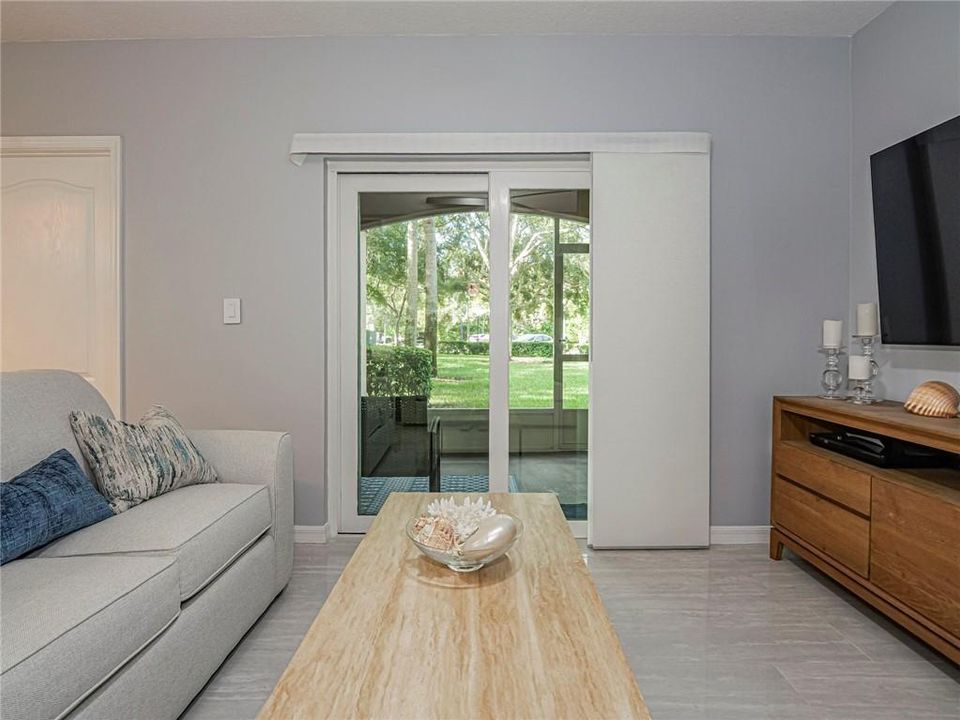 В аренду: $2,600 (2 спален, 2 ванн, 1070 Квадратных фут)