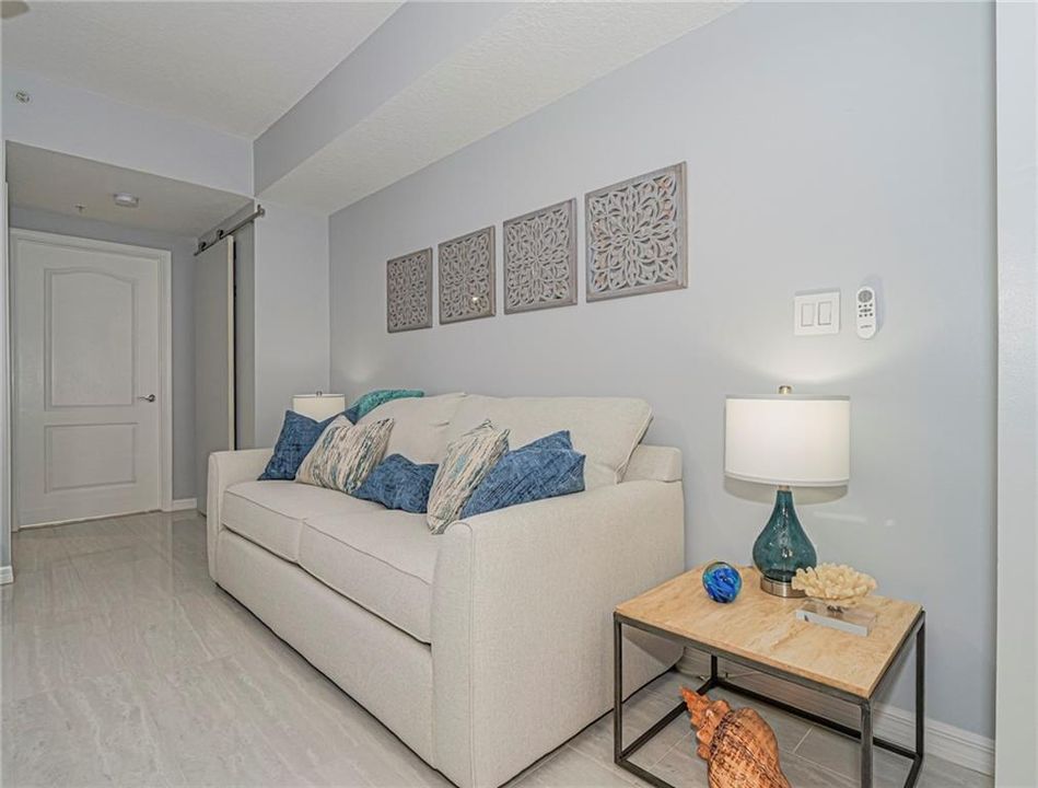 В аренду: $2,600 (2 спален, 2 ванн, 1070 Квадратных фут)