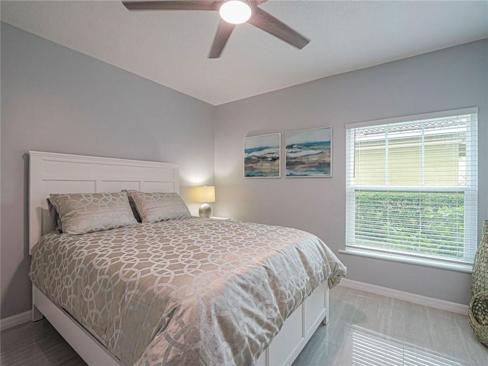 В аренду: $2,600 (2 спален, 2 ванн, 1070 Квадратных фут)