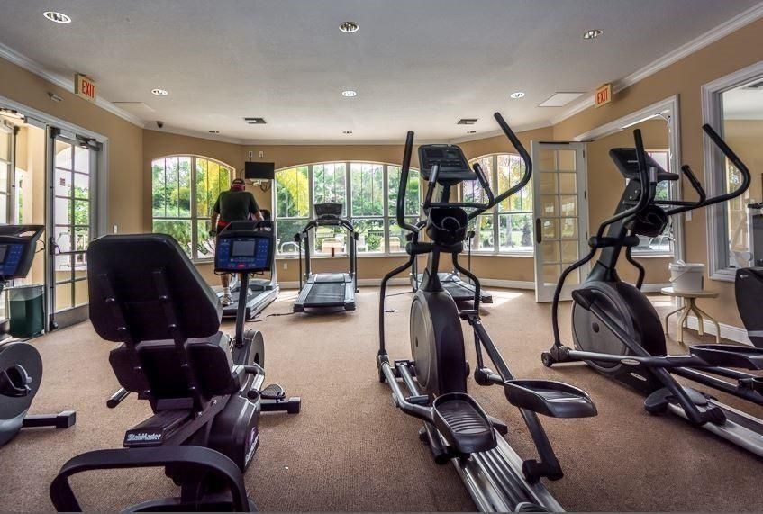 В аренду: $2,600 (2 спален, 2 ванн, 1070 Квадратных фут)