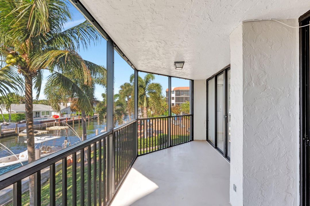 Activo con contrato: $379,900 (3 camas, 2 baños, 1730 Pies cuadrados)