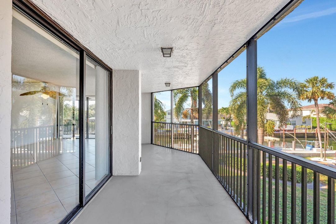 Activo con contrato: $379,900 (3 camas, 2 baños, 1730 Pies cuadrados)