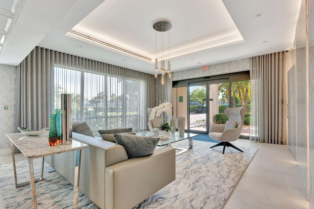 Activo con contrato: $379,900 (3 camas, 2 baños, 1730 Pies cuadrados)