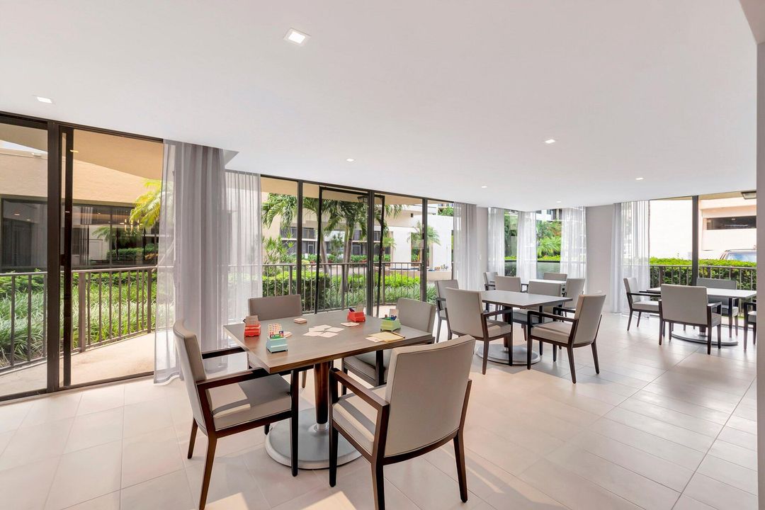 Activo con contrato: $379,900 (3 camas, 2 baños, 1730 Pies cuadrados)