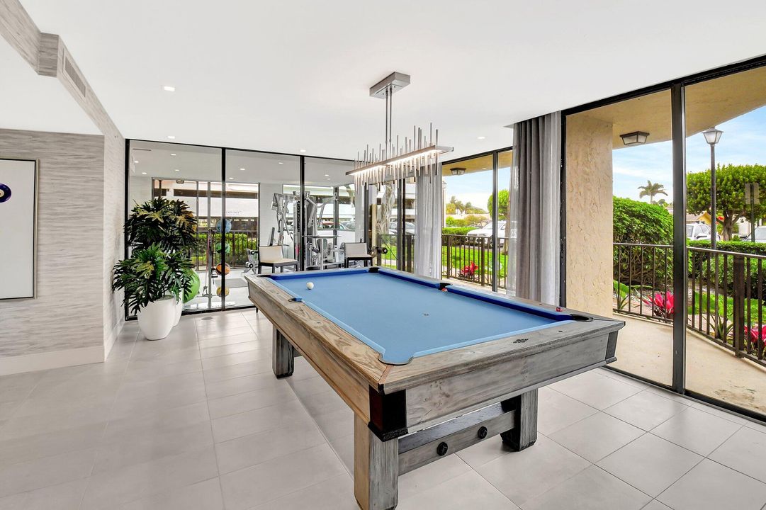 Activo con contrato: $379,900 (3 camas, 2 baños, 1730 Pies cuadrados)