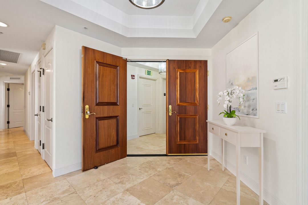 For Sale: $1,199,000 (3 beds, 3 baths, 2760 Square Feet)