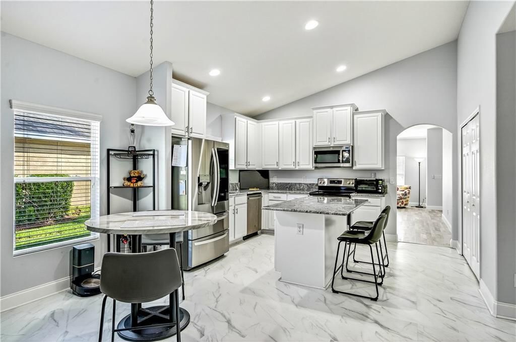 待售: $400,000 (3 贝兹, 2 浴室, 1970 平方英尺)