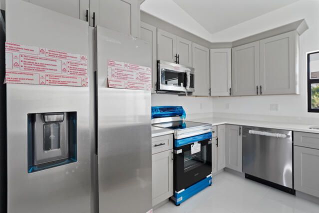 En Venta: $498,000 (4 camas, 2 baños, 1658 Pies cuadrados)