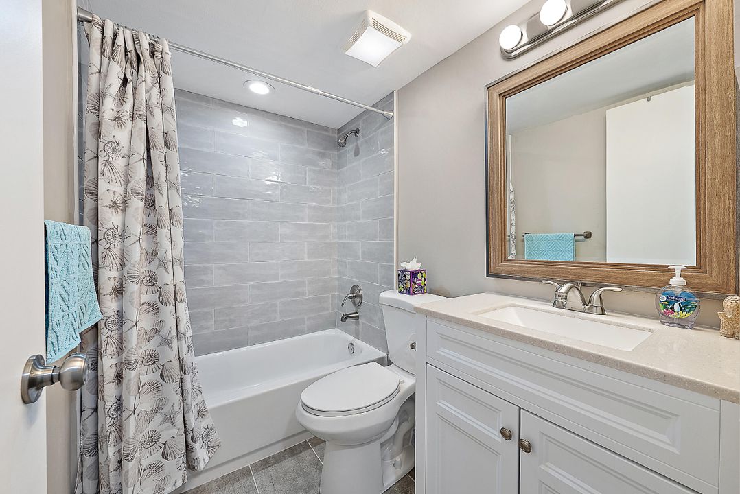 На продажу: $425,000 (2 спален, 2 ванн, 1084 Квадратных фут)