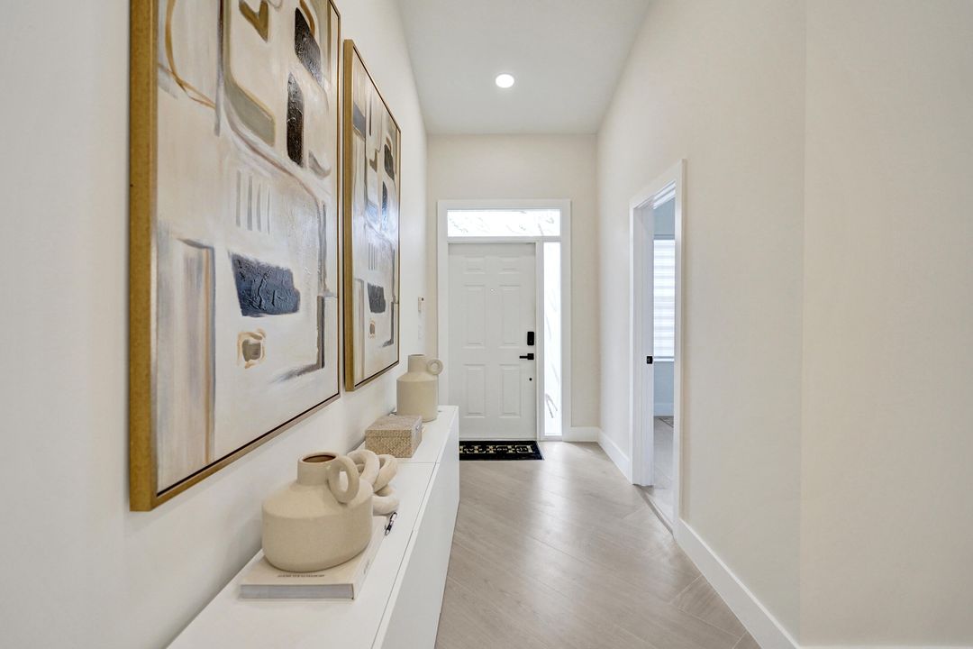 待售: $890,000 (4 贝兹, 2 浴室, 1998 平方英尺)