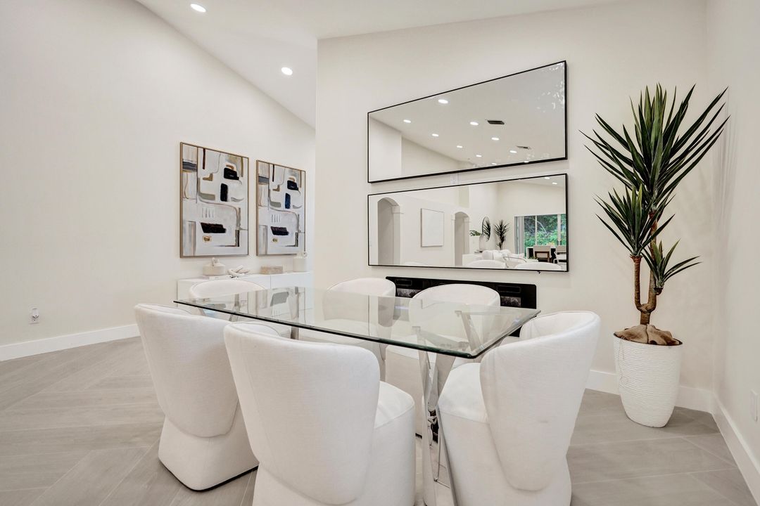 待售: $890,000 (4 贝兹, 2 浴室, 1998 平方英尺)