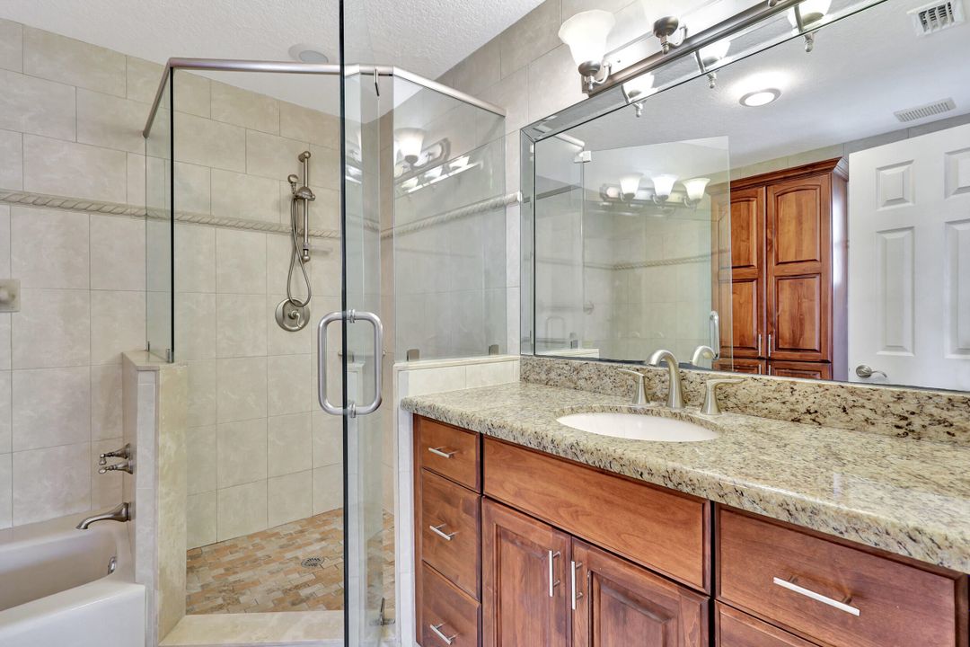 待售: $1,100,000 (3 贝兹, 2 浴室, 2036 平方英尺)