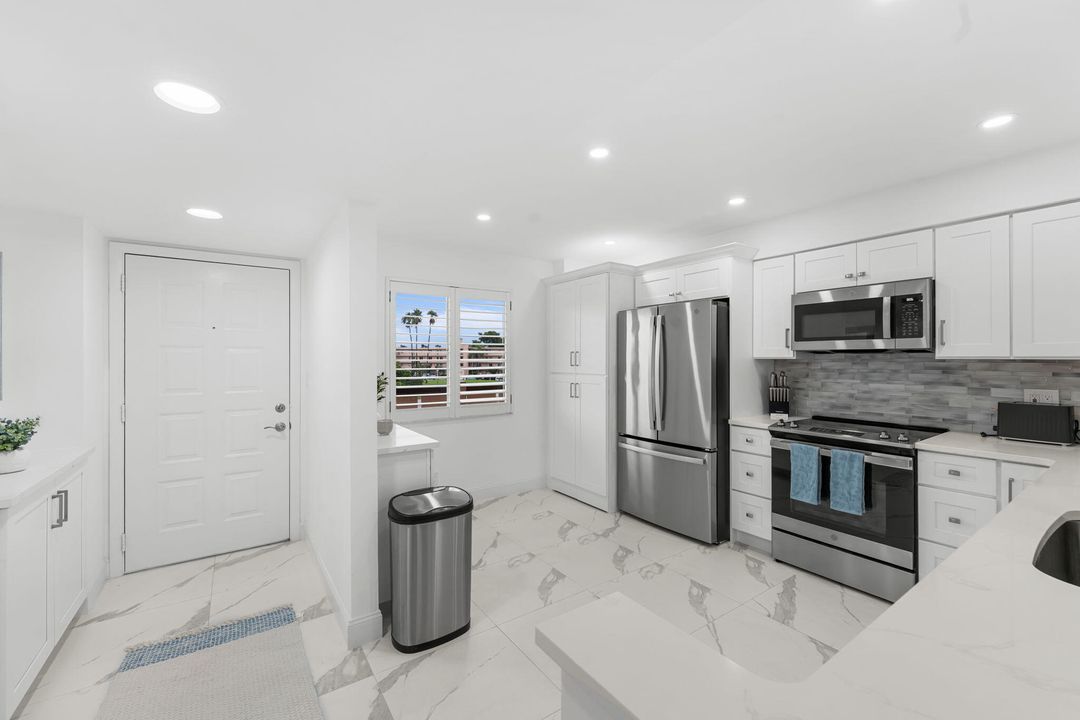 En Venta: $299,900 (2 camas, 2 baños, 1070 Pies cuadrados)