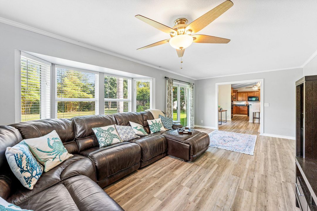 For Rent: $5,250 (3 beds, 2 baths, 2583 Square Feet)