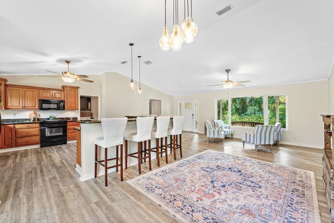 For Rent: $5,250 (3 beds, 2 baths, 2583 Square Feet)