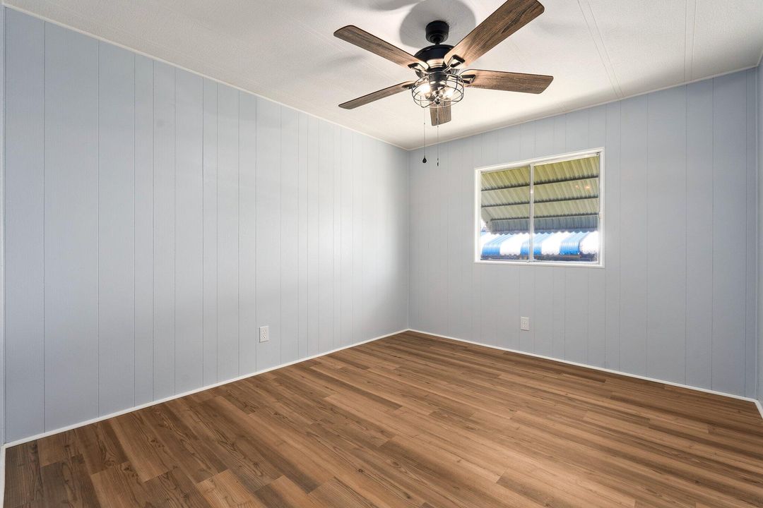 待售: $185,000 (2 贝兹, 2 浴室, 1104 平方英尺)