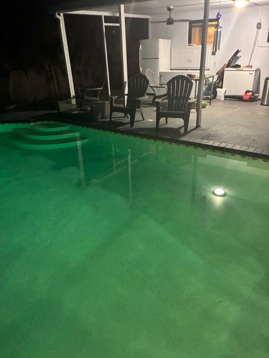 Recently Rented: $3,250 (2 beds, 1 baths, 624 Square Feet)