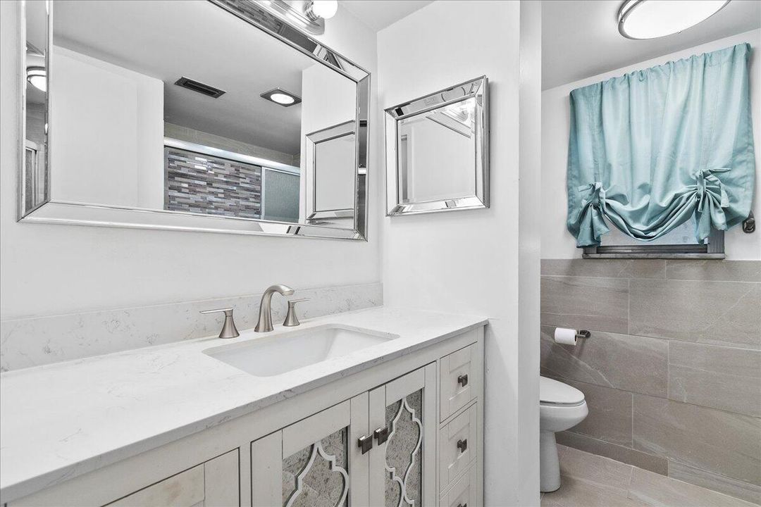 For Sale: $184,900 (2 beds, 2 baths, 1103 Square Feet)