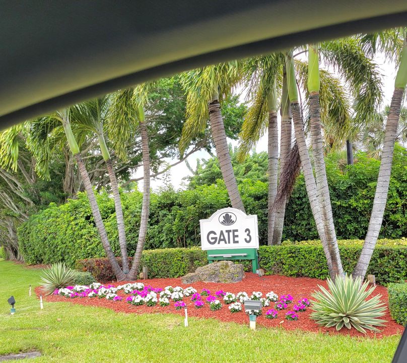 待售: $320,000 (2 贝兹, 2 浴室, 1380 平方英尺)