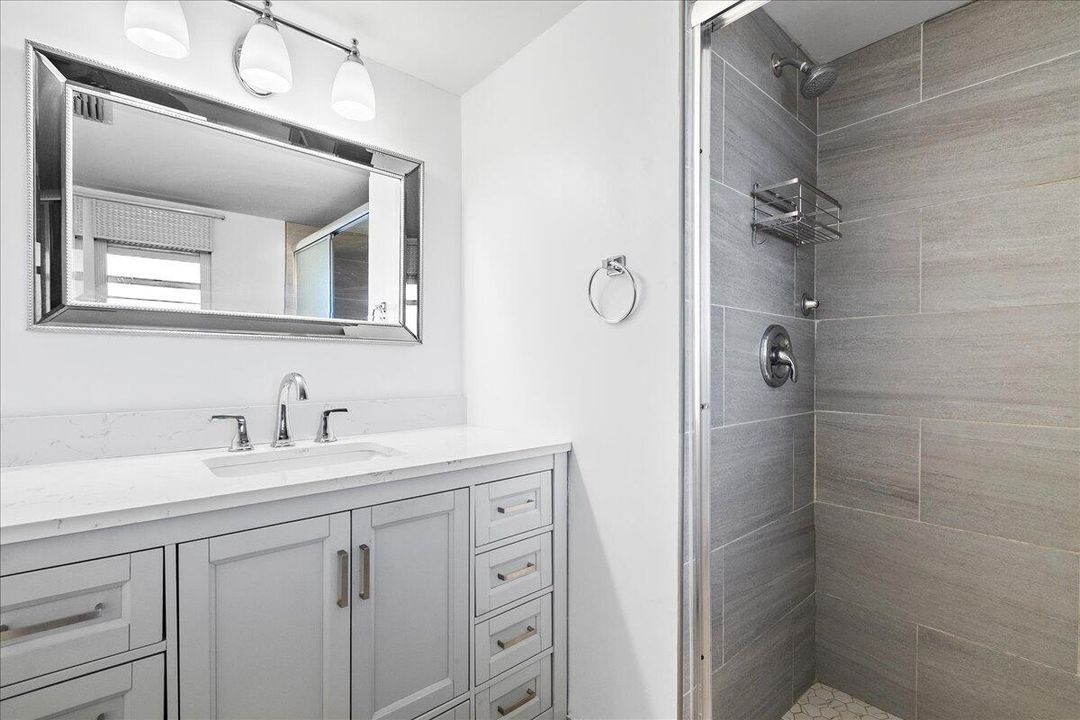 For Sale: $184,900 (2 beds, 2 baths, 1103 Square Feet)