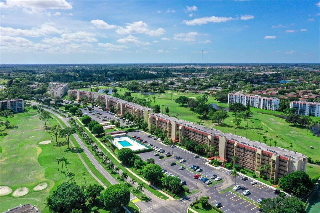 For Sale: $184,900 (2 beds, 2 baths, 1103 Square Feet)