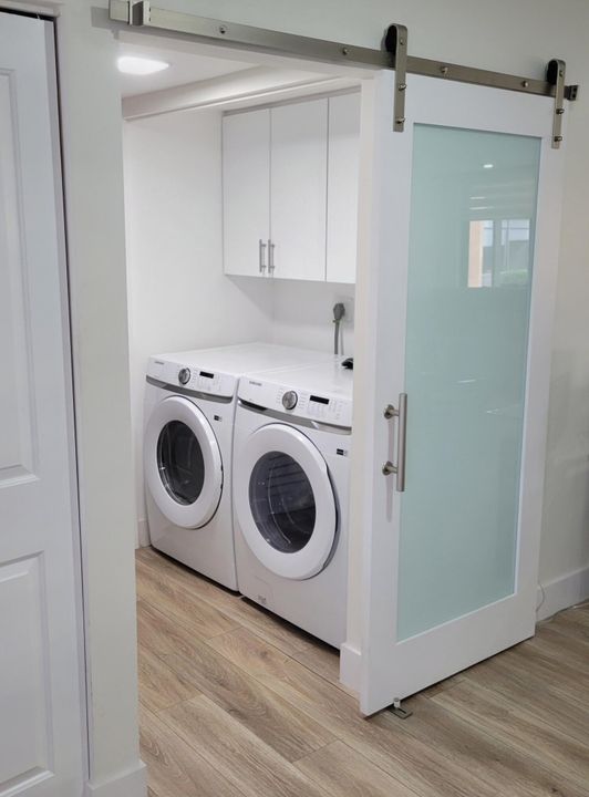 待售: $320,000 (2 贝兹, 2 浴室, 1380 平方英尺)