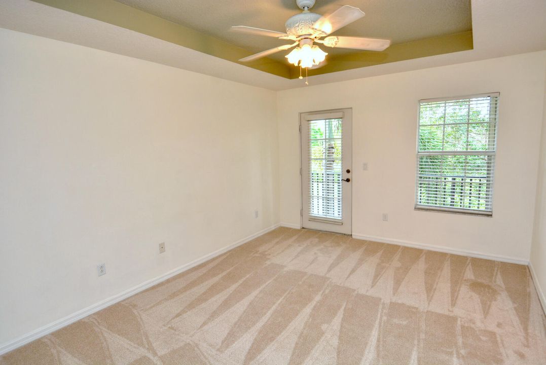 出租: $2,000 (3 贝兹, 2 浴室, 1353 平方英尺)