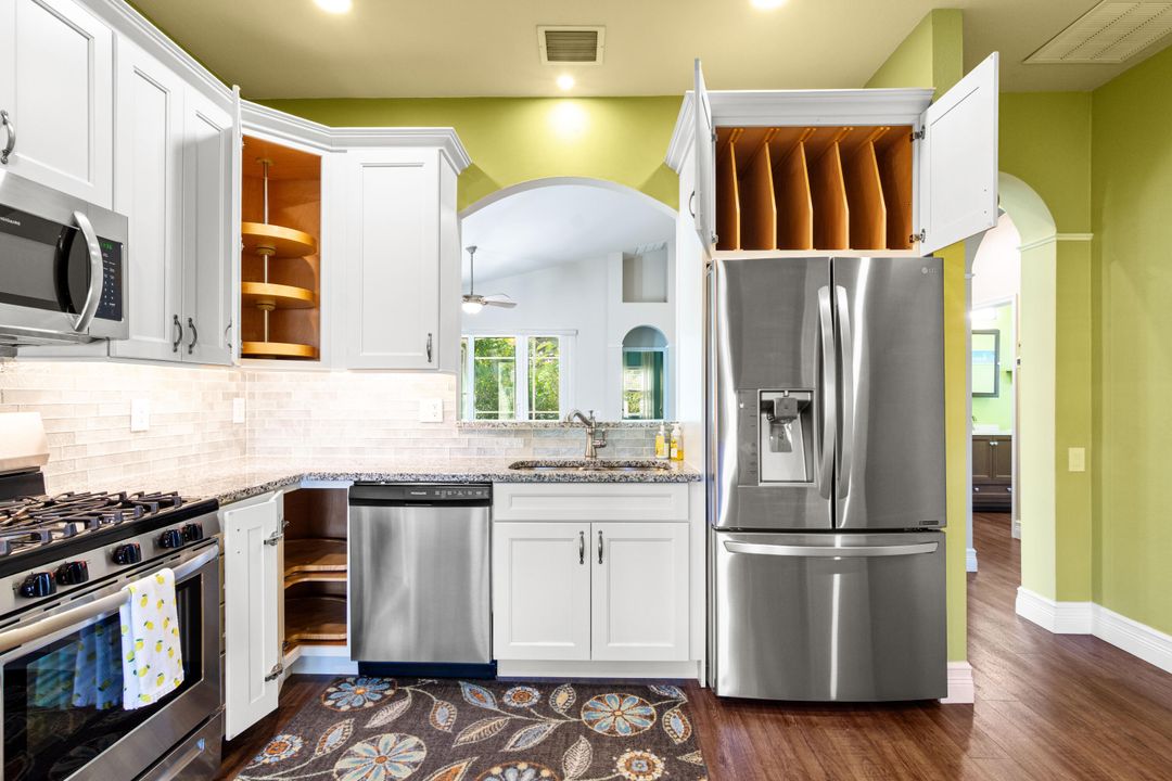 待售: $375,000 (2 贝兹, 2 浴室, 1650 平方英尺)