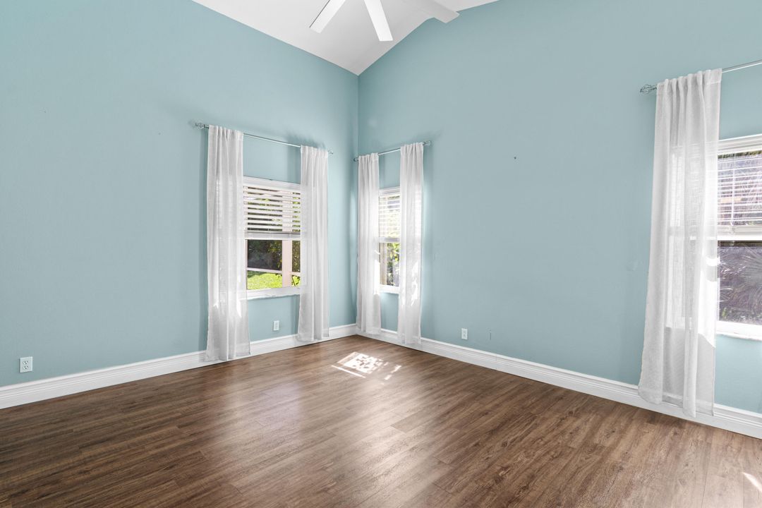 待售: $375,000 (2 贝兹, 2 浴室, 1650 平方英尺)