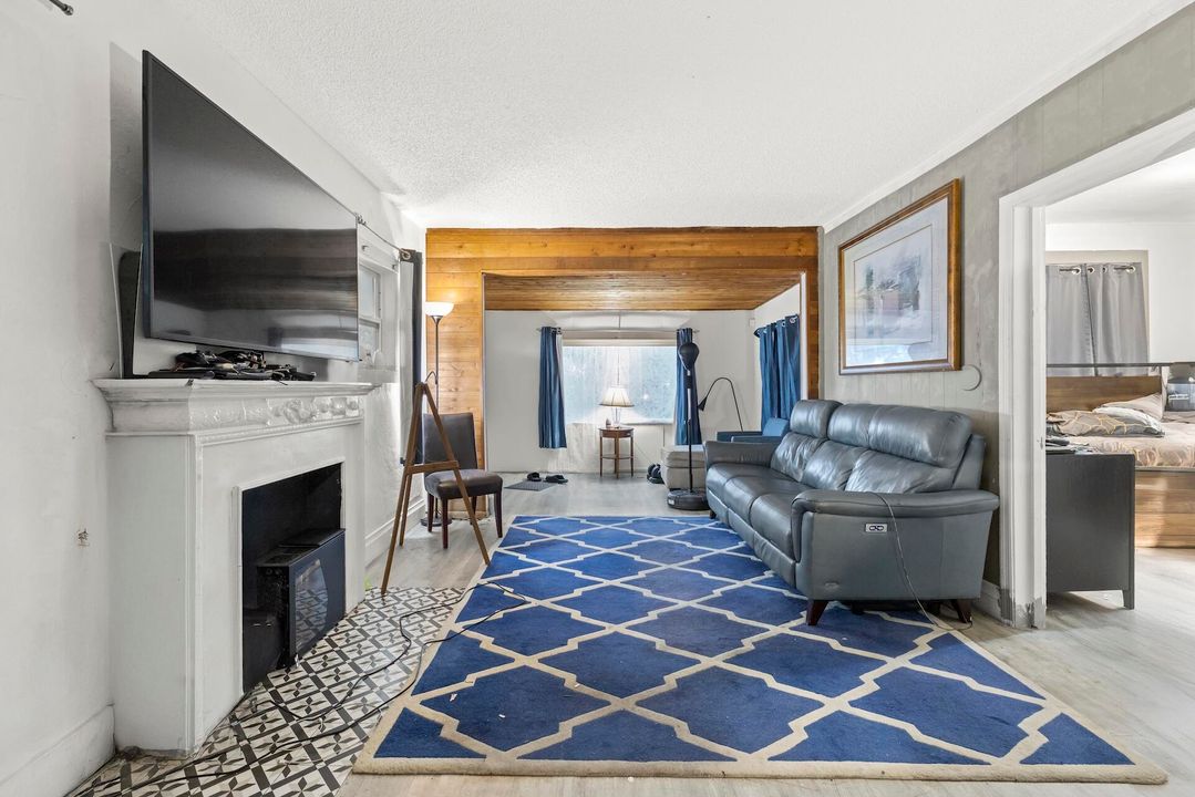 For Sale: $850,000 (0 beds, 0 baths, 1645 Square Feet)