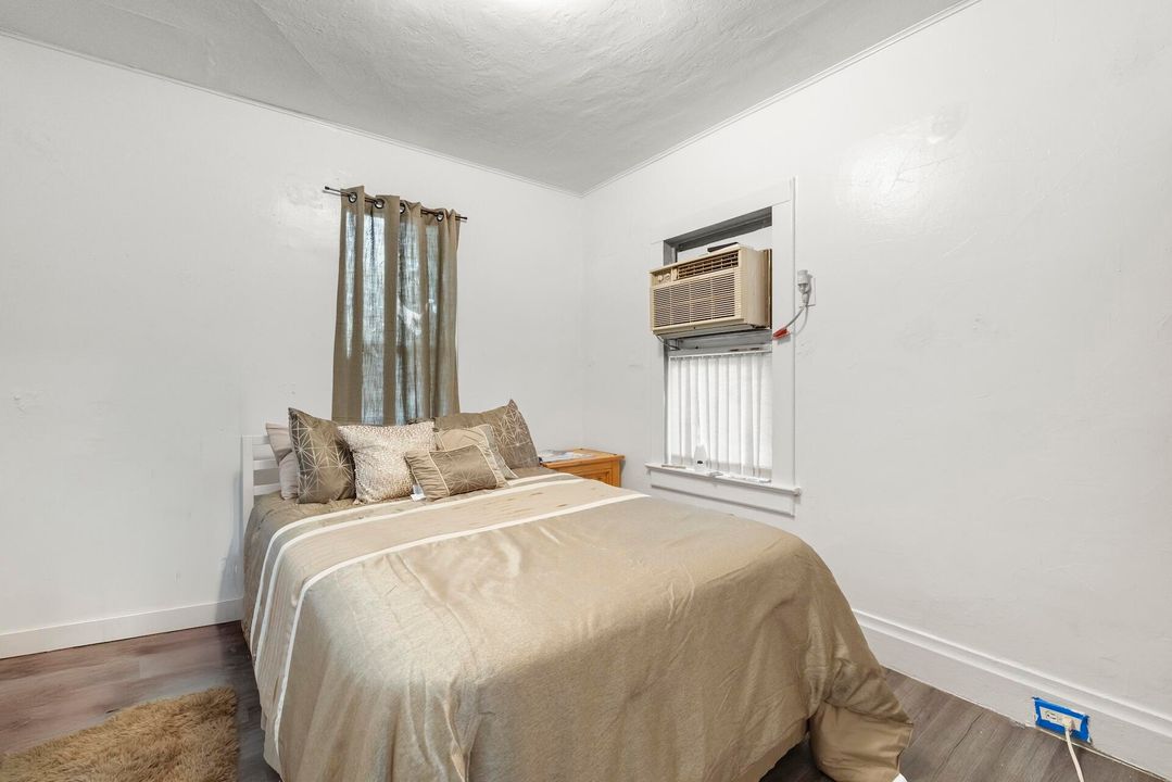 For Sale: $850,000 (0 beds, 0 baths, 1645 Square Feet)