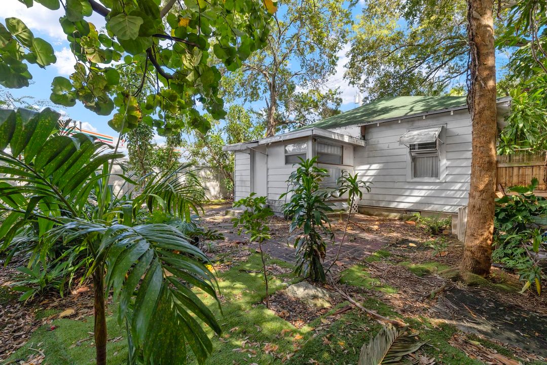 For Sale: $850,000 (0 beds, 0 baths, 1645 Square Feet)