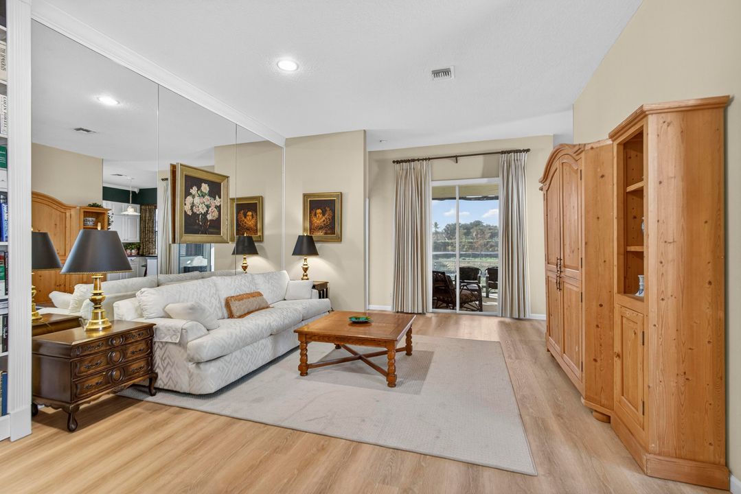 En Venta: $649,000 (3 camas, 2 baños, 1863 Pies cuadrados)