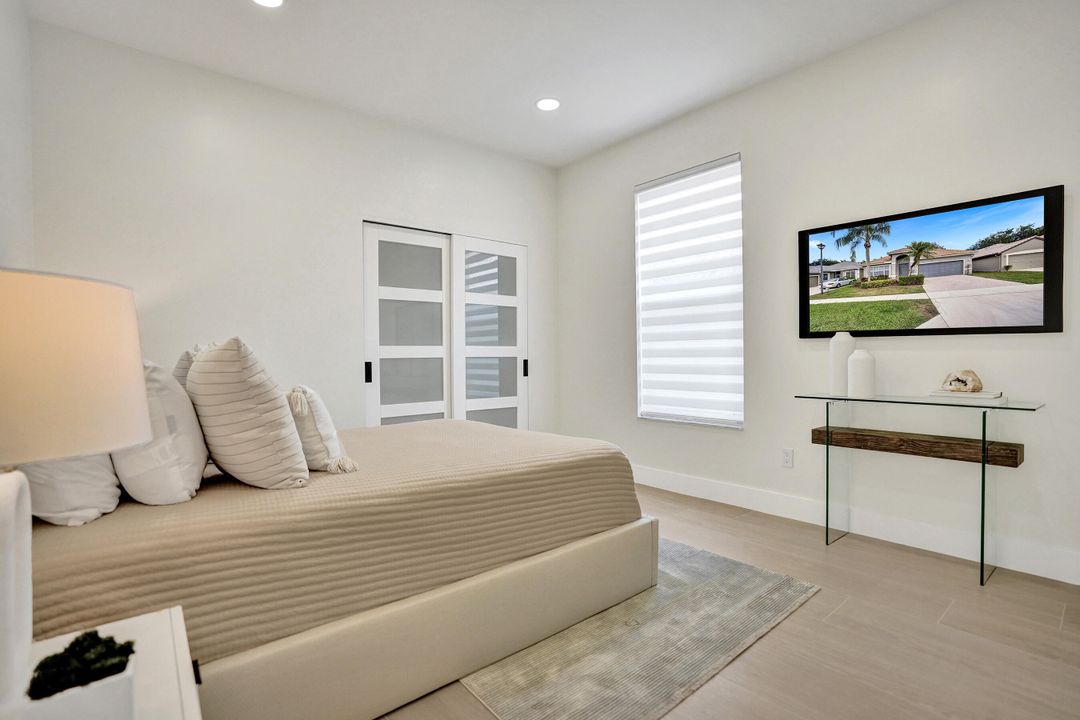 待售: $890,000 (4 贝兹, 2 浴室, 1998 平方英尺)