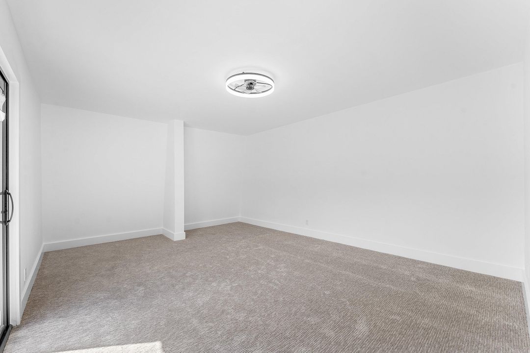 For Sale: $399,000 (2 beds, 2 baths, 1230 Square Feet)