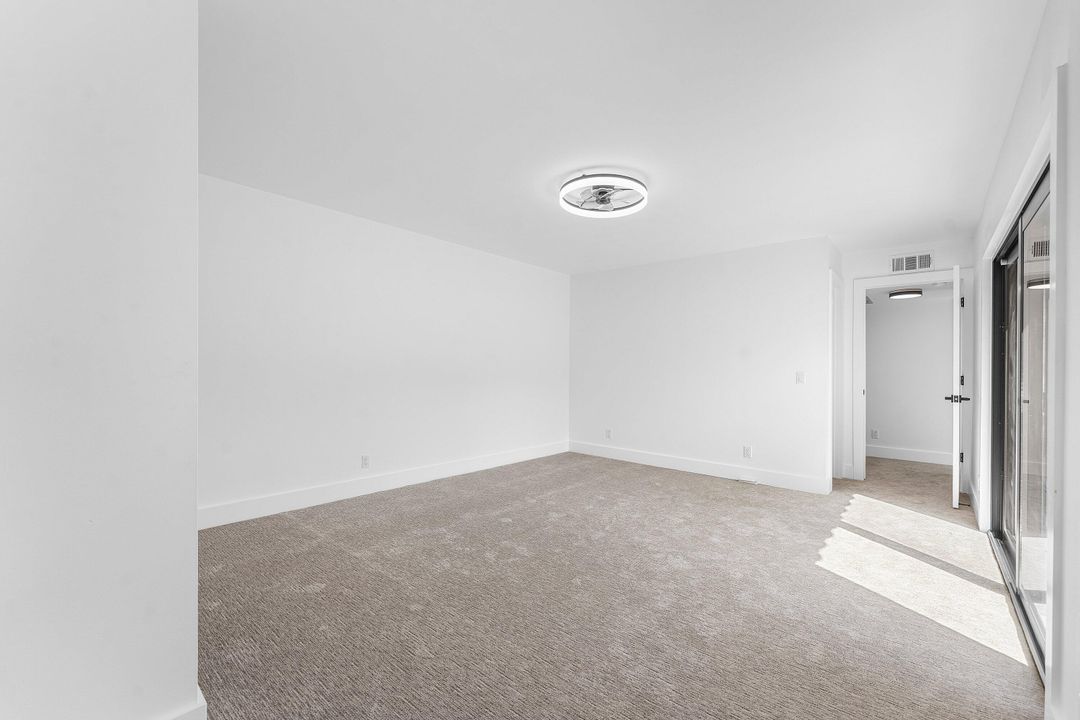 For Sale: $399,000 (2 beds, 2 baths, 1230 Square Feet)