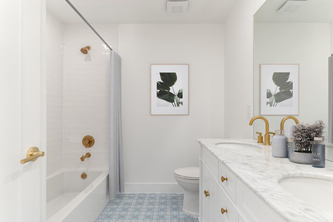 For Sale: $995,000 (4 beds, 3 baths, 2725 Square Feet)