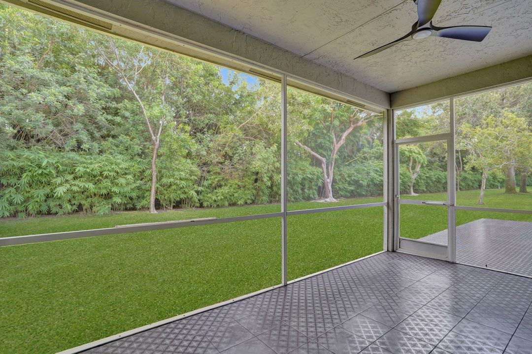 待售: $890,000 (4 贝兹, 2 浴室, 1998 平方英尺)