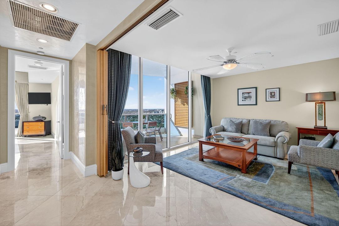 待售: $2,650,000 (3 贝兹, 4 浴室, 2572 平方英尺)