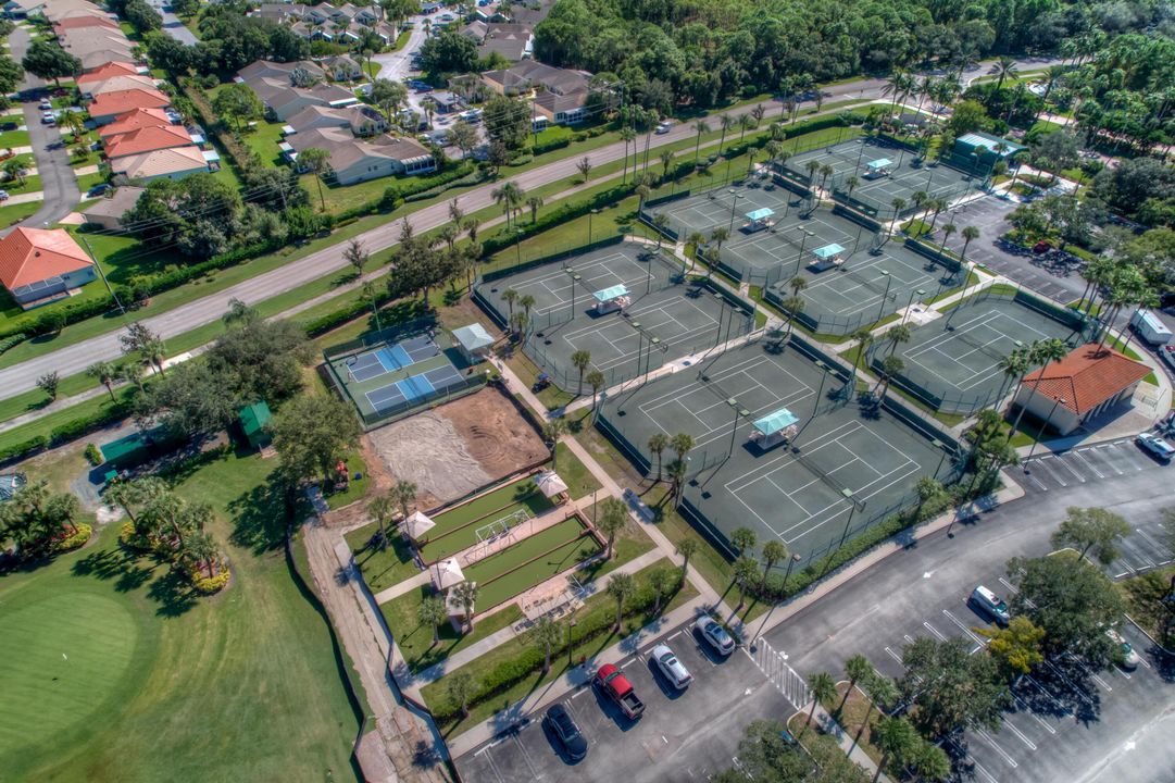 待售: $375,000 (2 贝兹, 2 浴室, 1650 平方英尺)