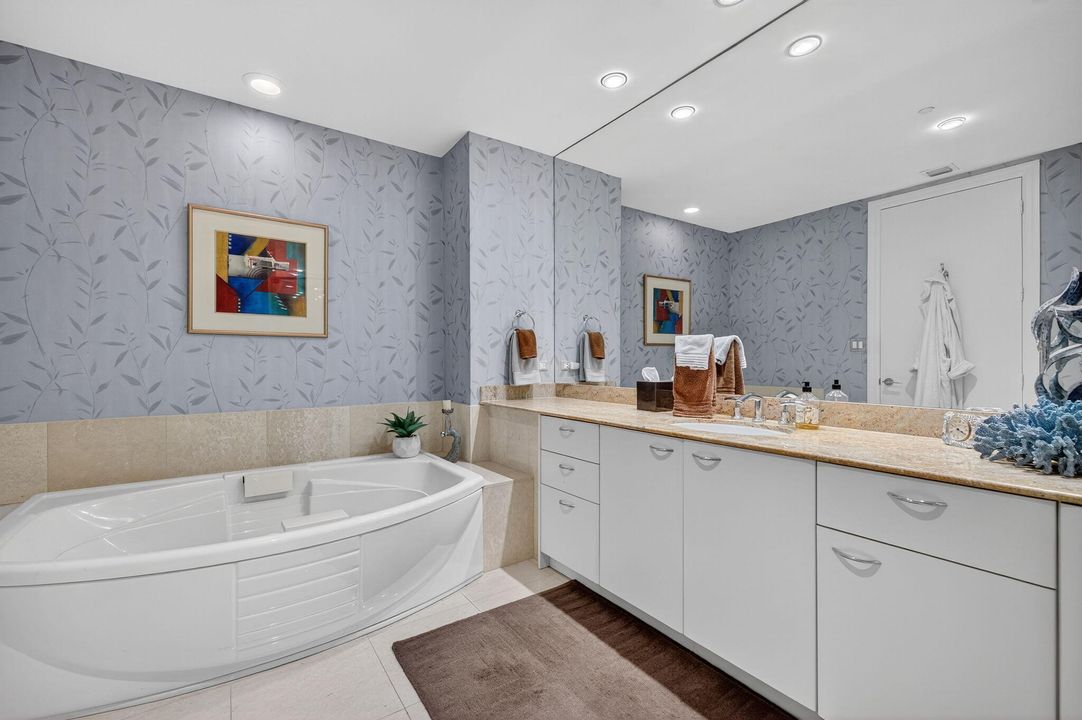 待售: $2,650,000 (3 贝兹, 4 浴室, 2572 平方英尺)