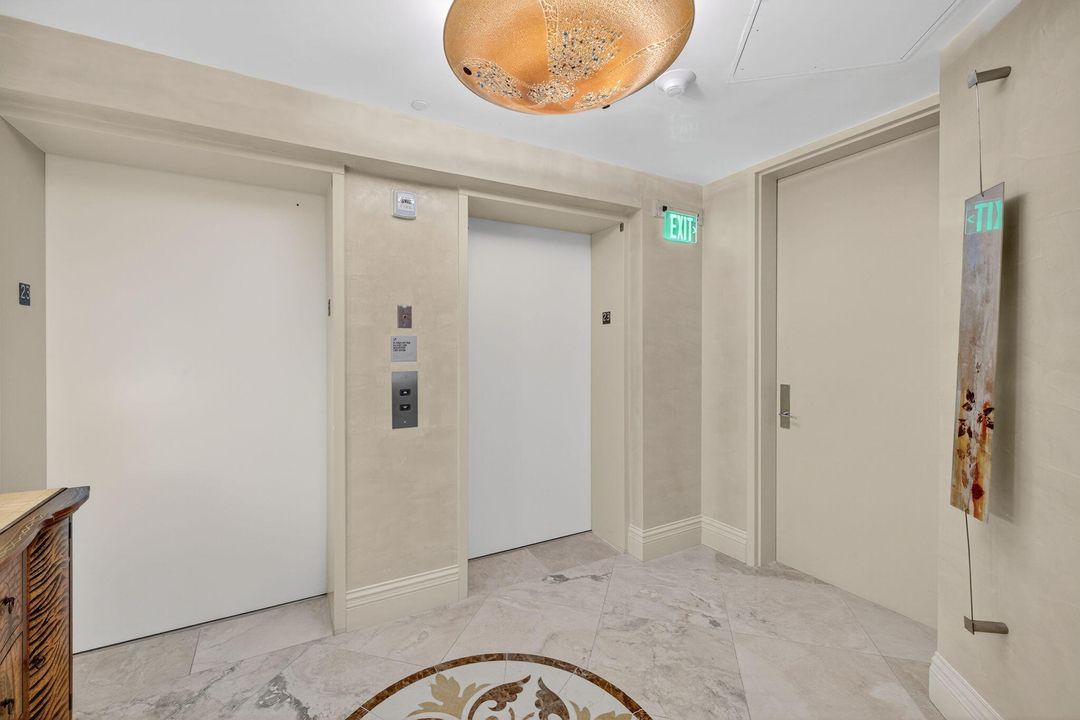 待售: $2,650,000 (3 贝兹, 4 浴室, 2572 平方英尺)