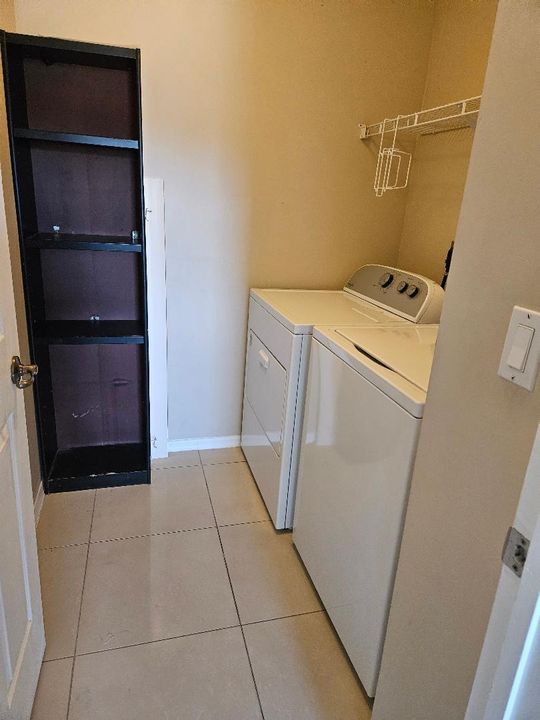 Active With Contract: $475,000 (4 beds, 2 baths, 1840 Square Feet)