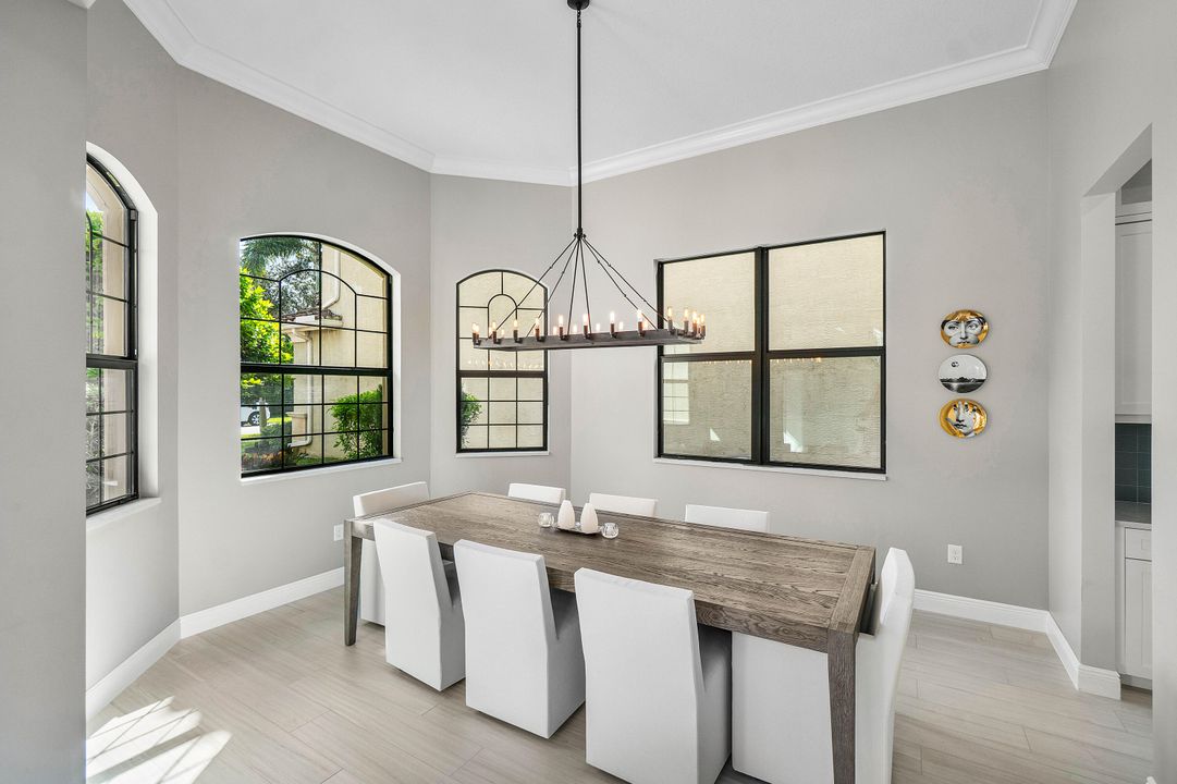 Activo con contrato: $1,719,000 (5 camas, 5 baños, 3932 Pies cuadrados)