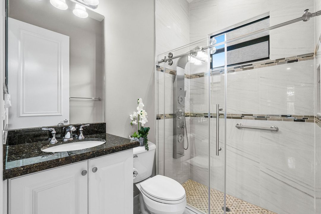 Activo con contrato: $1,719,000 (5 camas, 5 baños, 3932 Pies cuadrados)