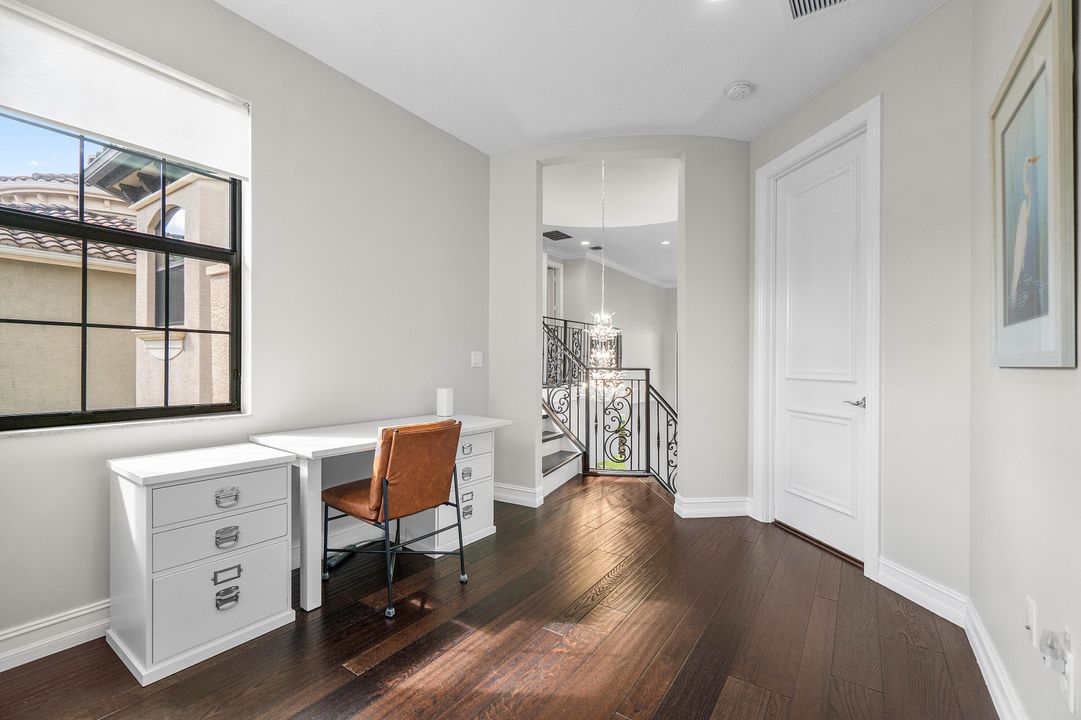 Activo con contrato: $1,719,000 (5 camas, 5 baños, 3932 Pies cuadrados)