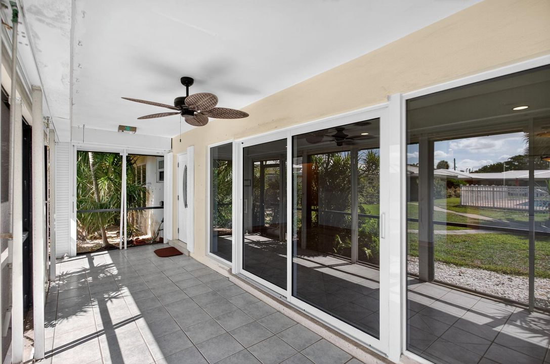 合同活跃: $3,000 (2 贝兹, 2 浴室, 1100 平方英尺)