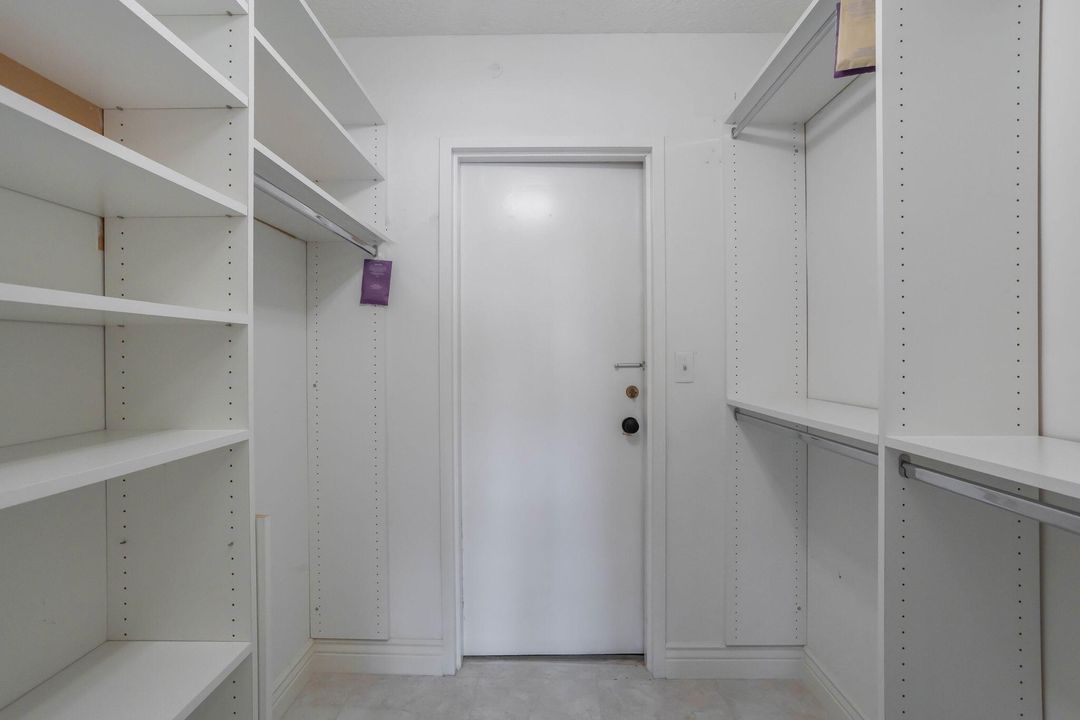 For Sale: $449,000 (2 beds, 2 baths, 1265 Square Feet)